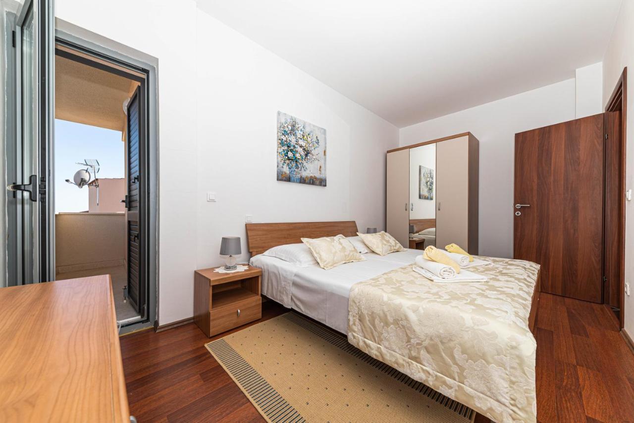 Rajcic Apartments Rogoznica  Exterior photo